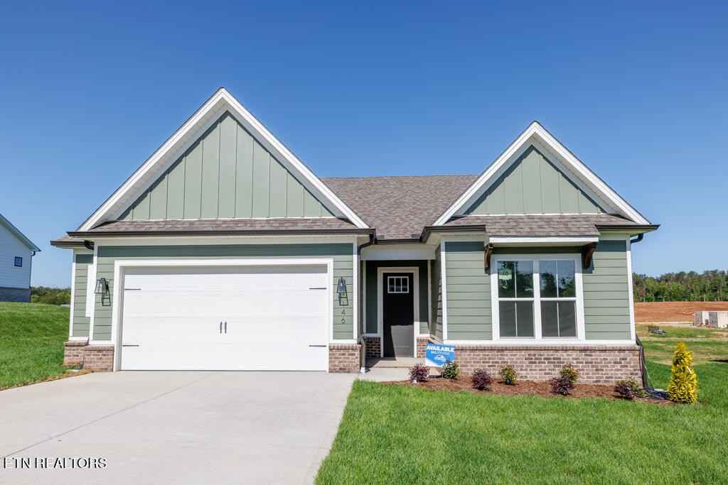 146 CLOVER CIR  