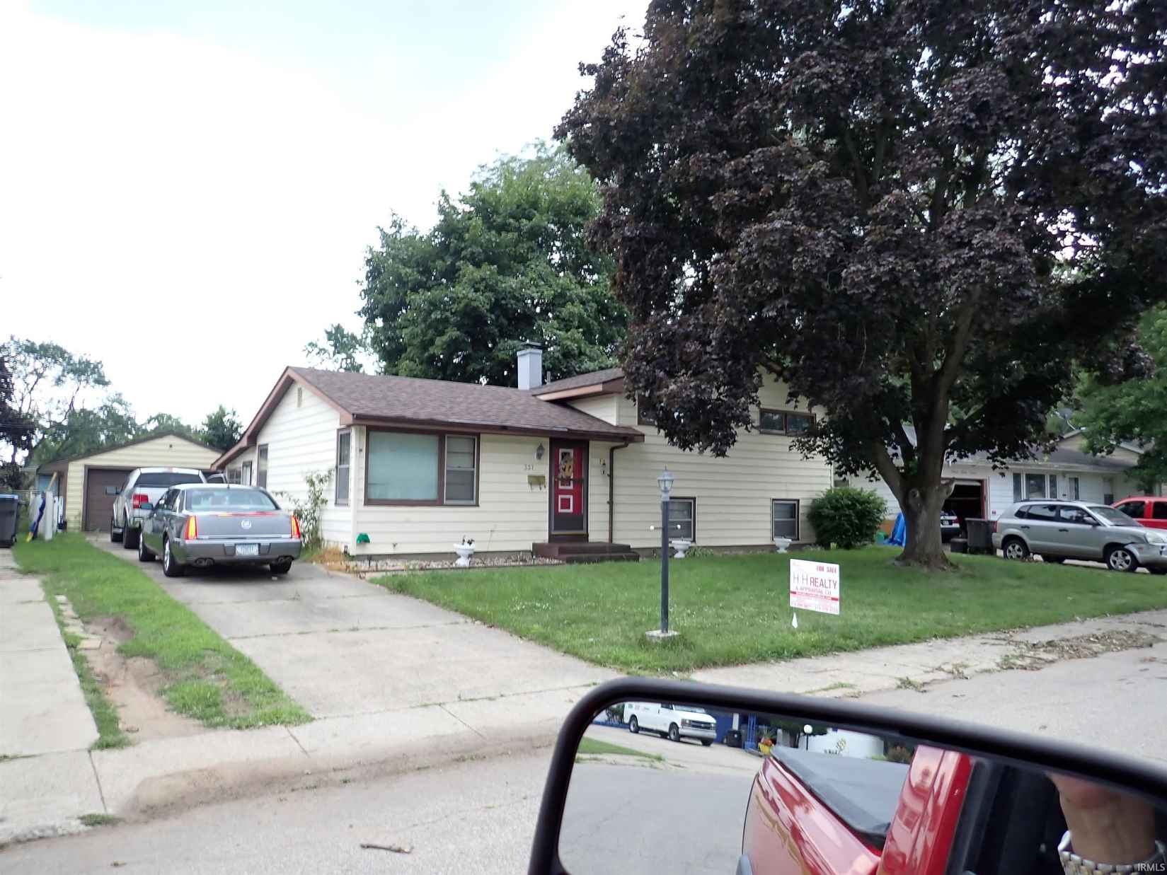 337 Pierre Moran Drs  