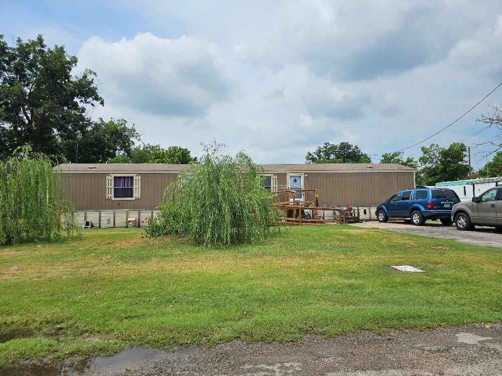 151 County Rd 1102  