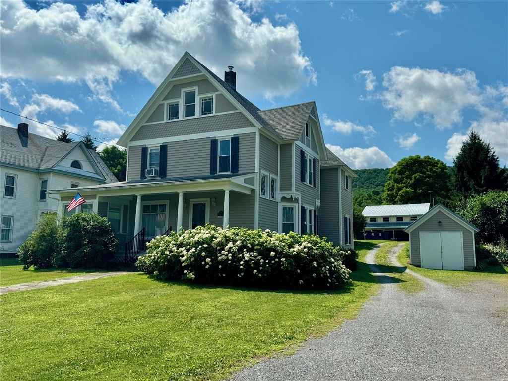 10928 County Hwy 18  