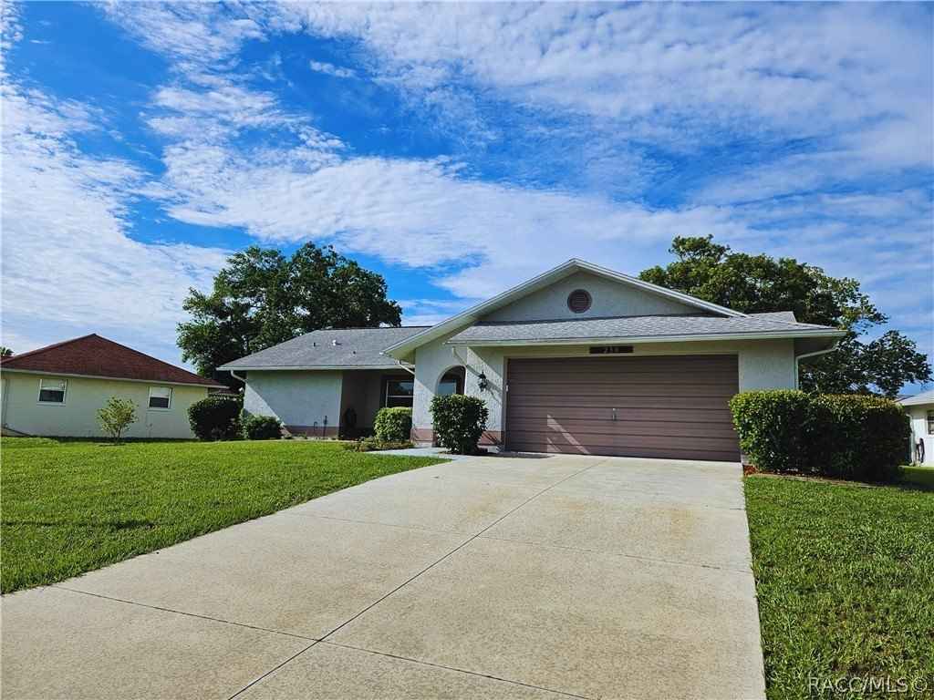 230 W Staggerbush Path  