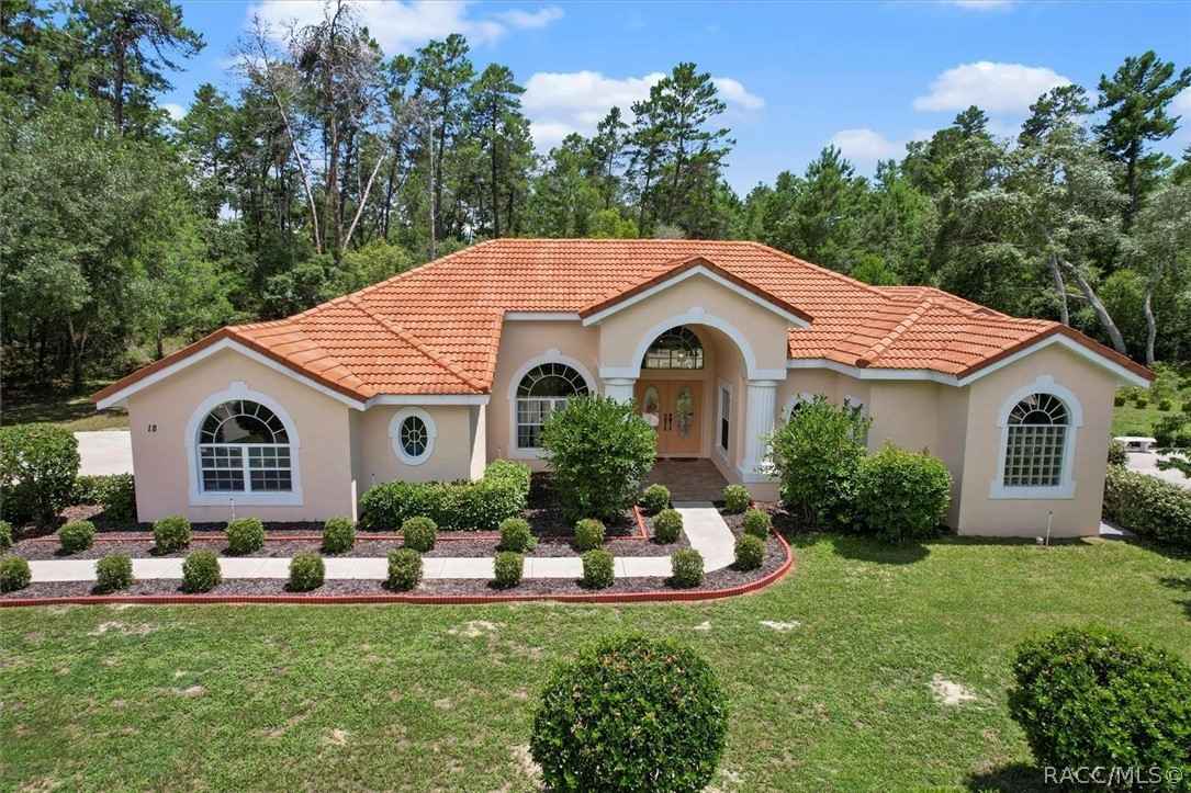 18 Oak Vlg Blvd  