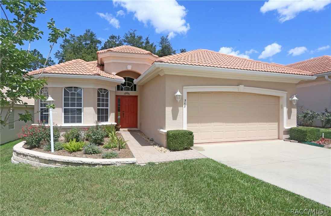 565 W Doerr Path  