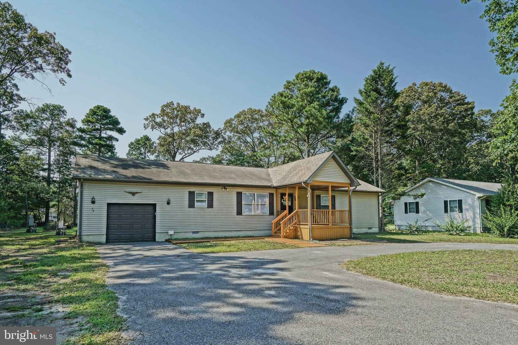 32 Woodlyn Est  