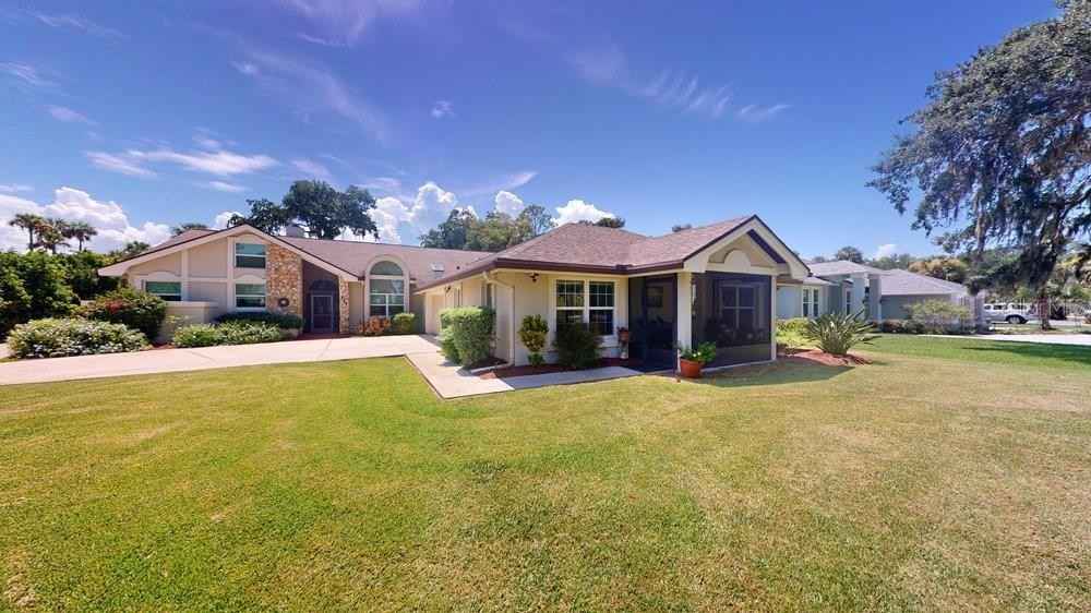 323 LAMBERT Ave  