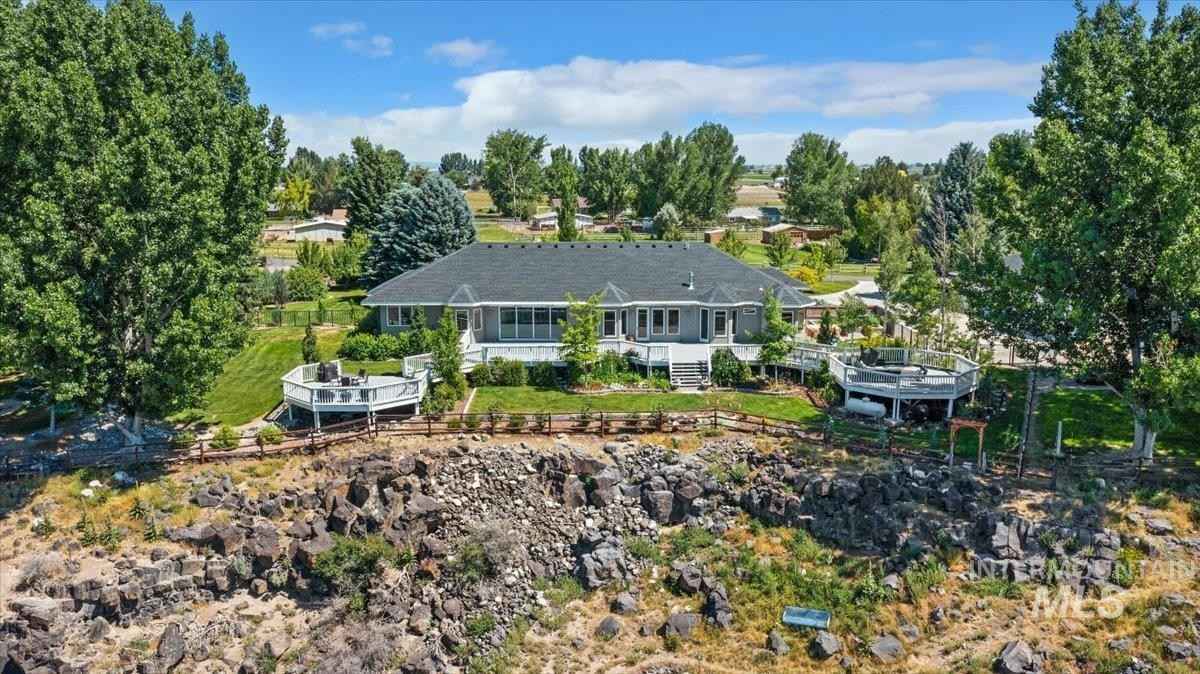 3317 Oregon Trail Dr East  