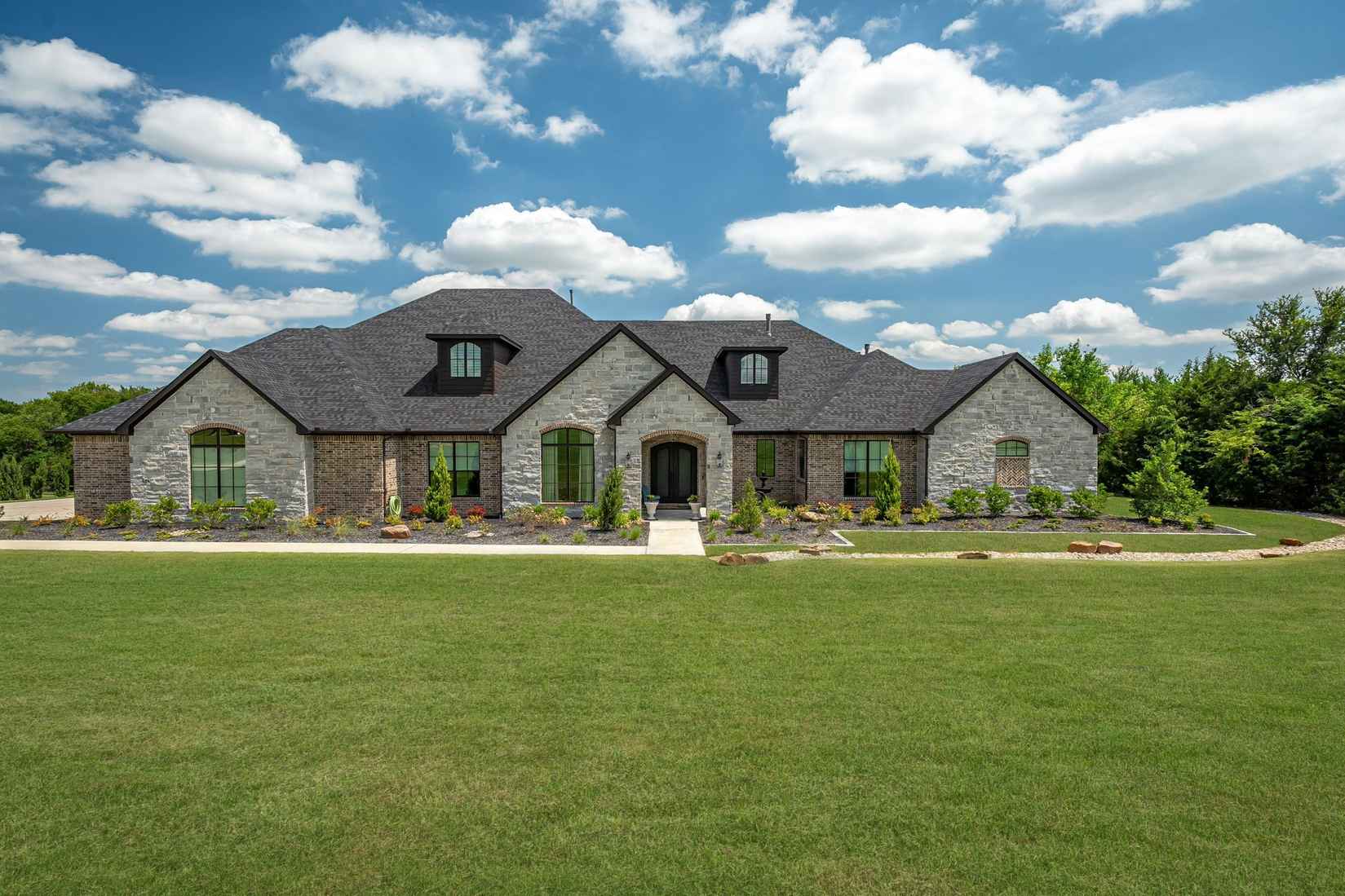 2286 White Stag Rd  