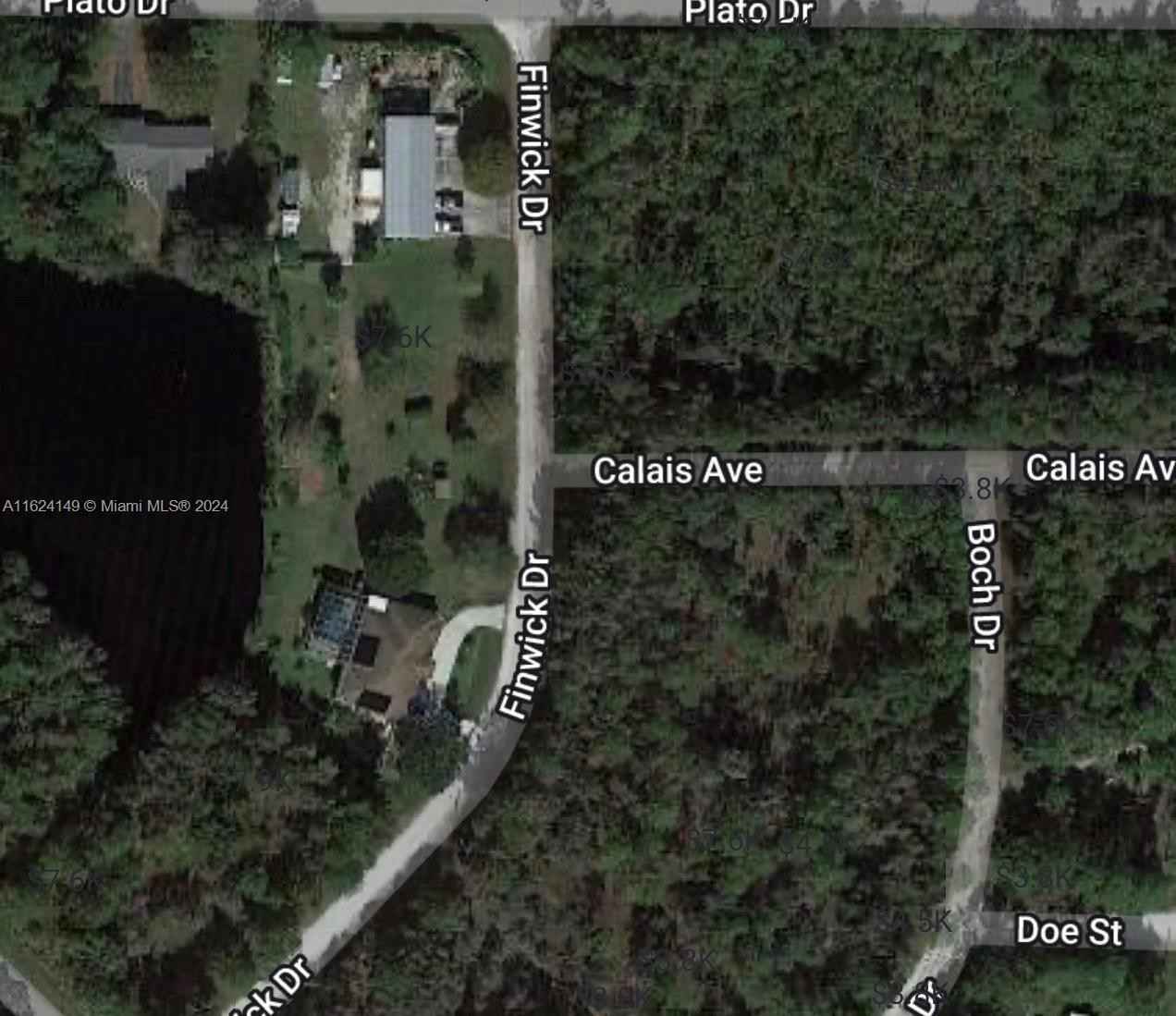 28338/28342/28346 Calais Ave  
