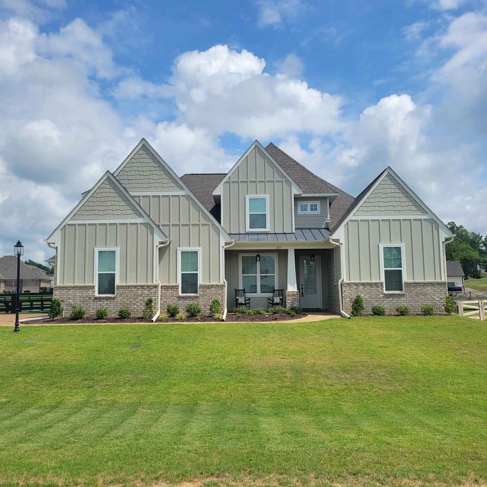 285 BURROW  