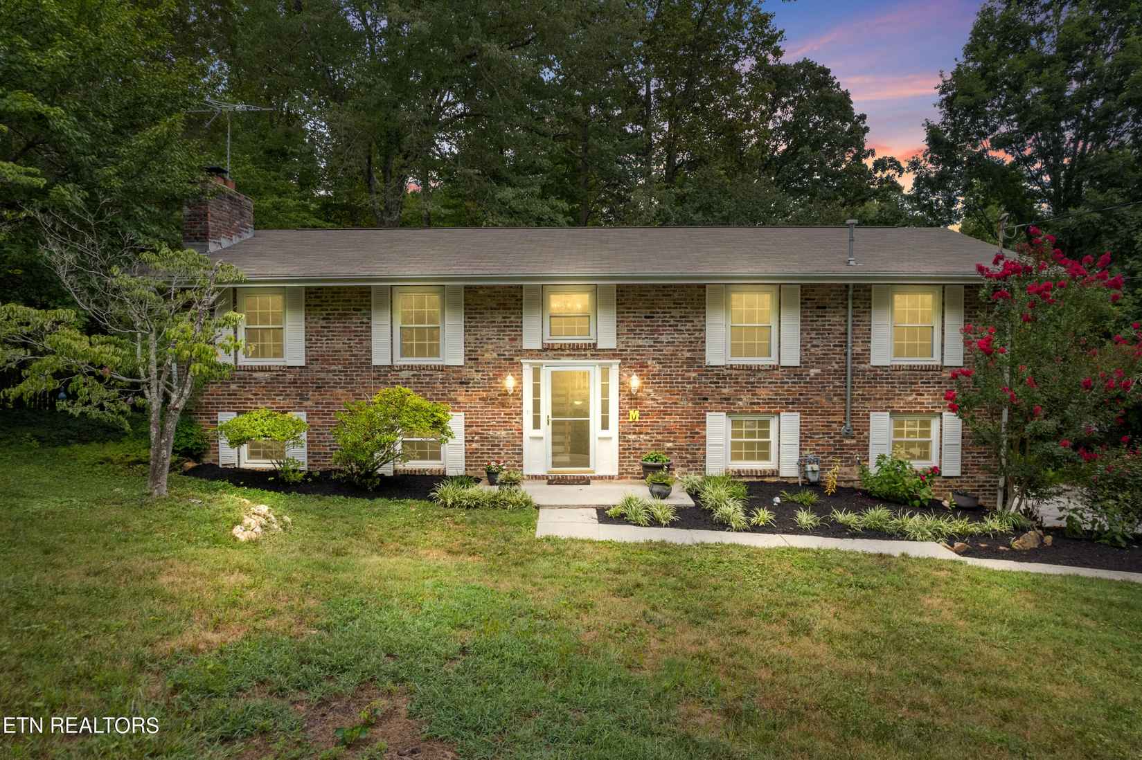 144 Nebraska Ave  