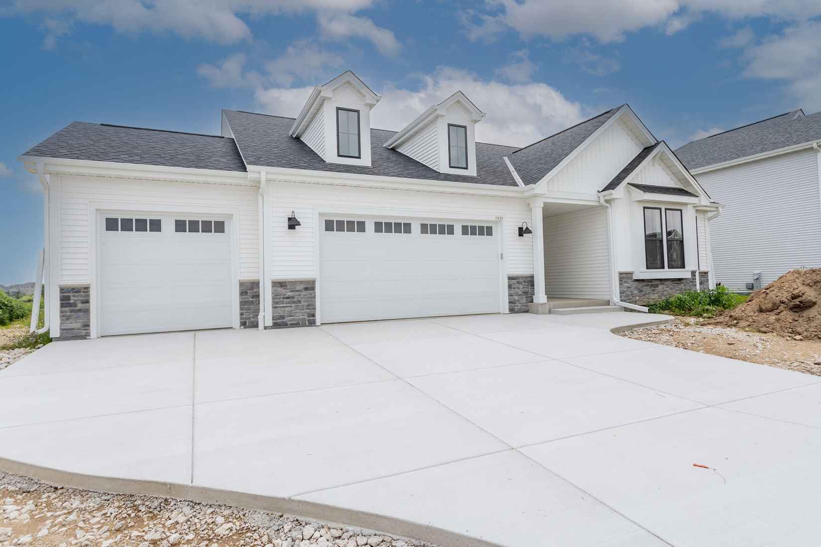 1635 Mamerow Ln  