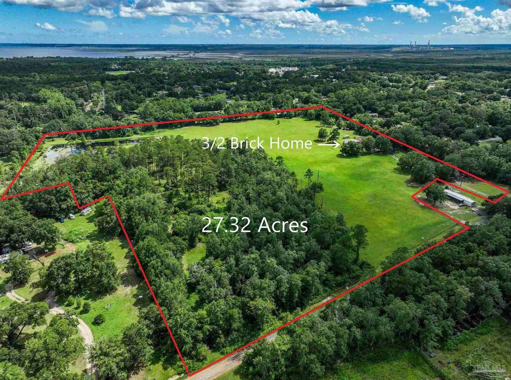 3501 Oak Tree Ln  