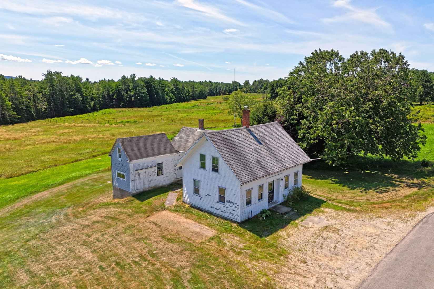 945 Collinstown Rd  