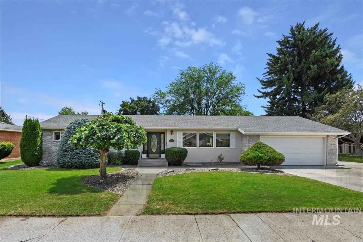 635 Birch Dr  