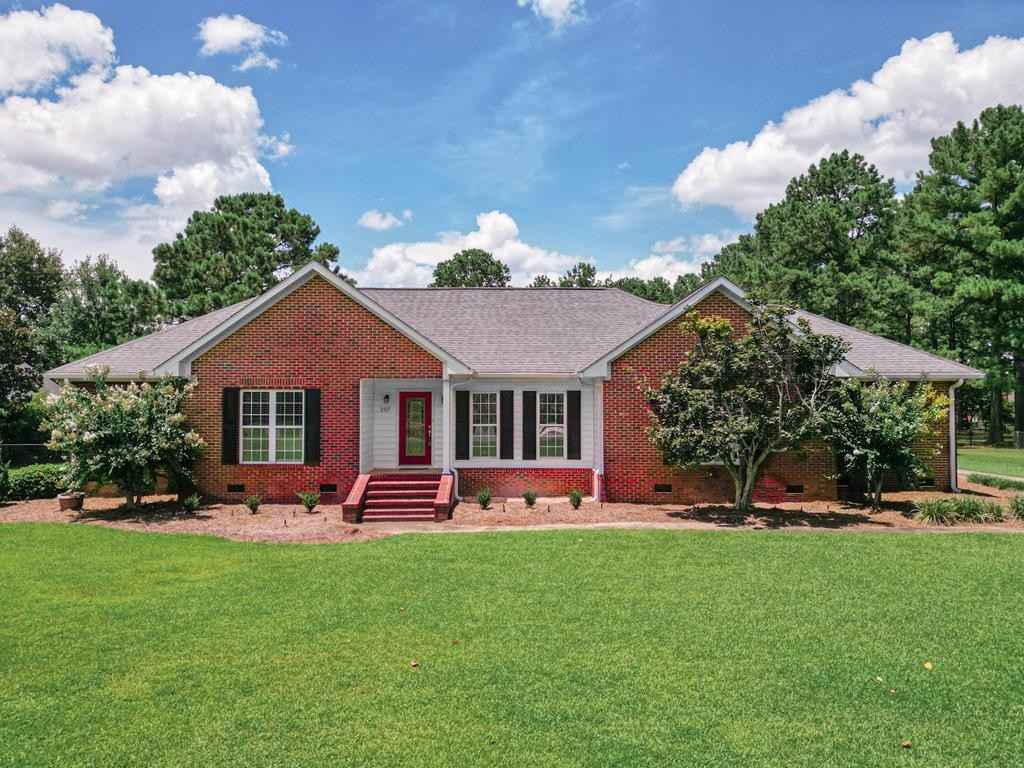 207 Wiregrass Way  
