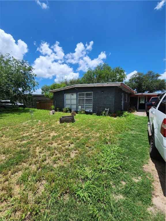 713 Santa Anita  