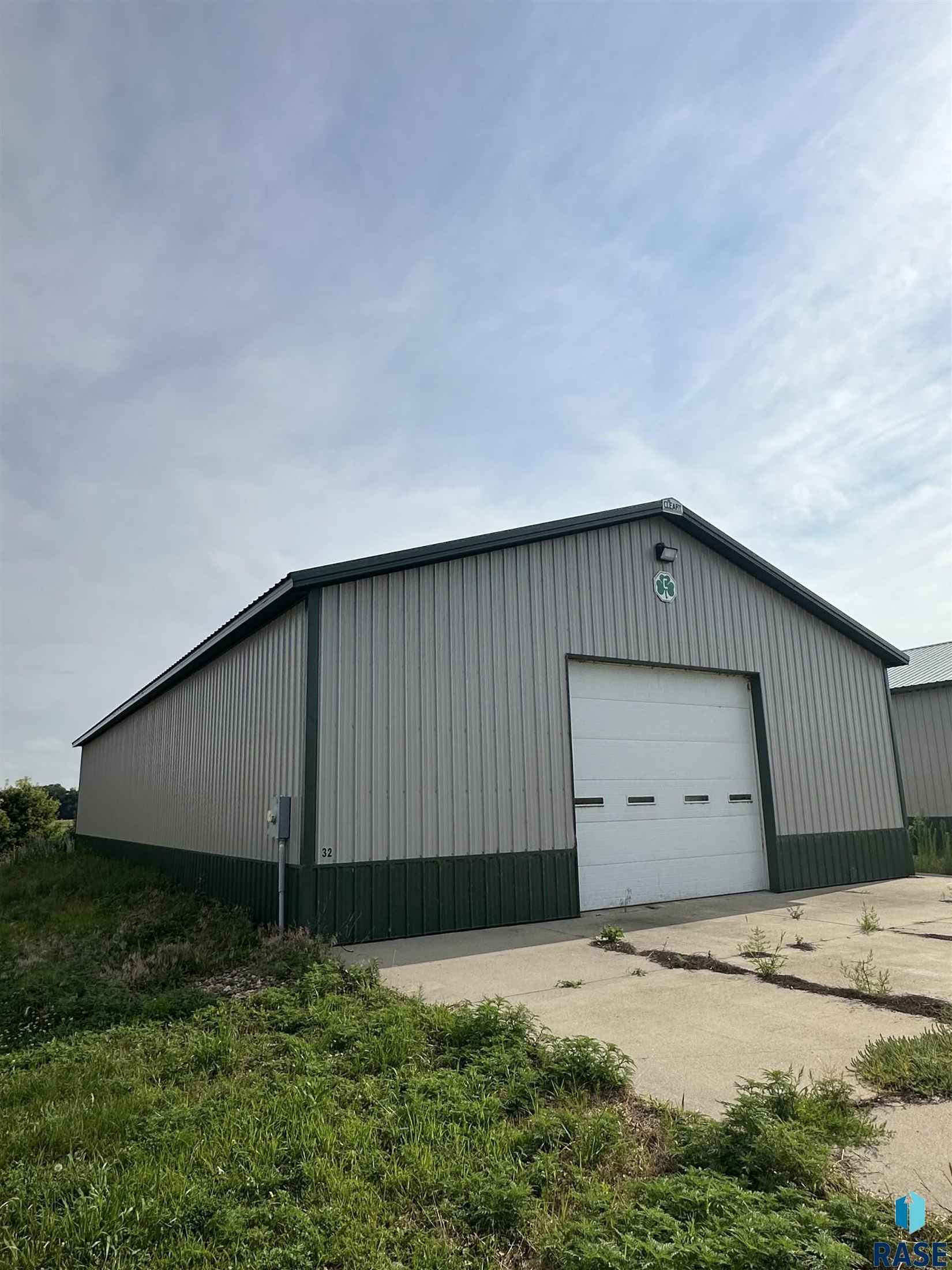 23833 462nd Ave  