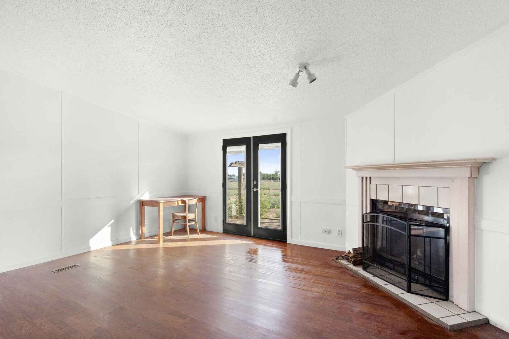 3 Tumbleweed Ln  