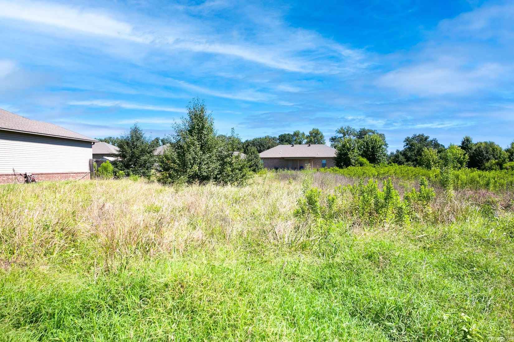 30 Mill Crk Dr  