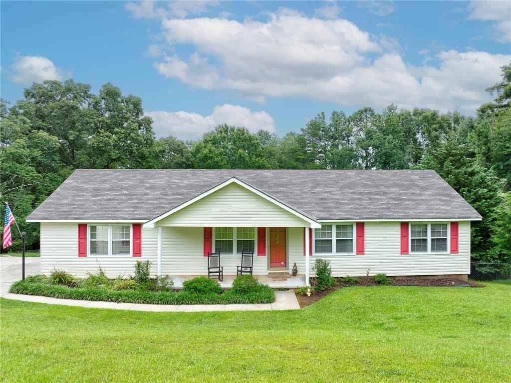 15 Midway School Rd SE  