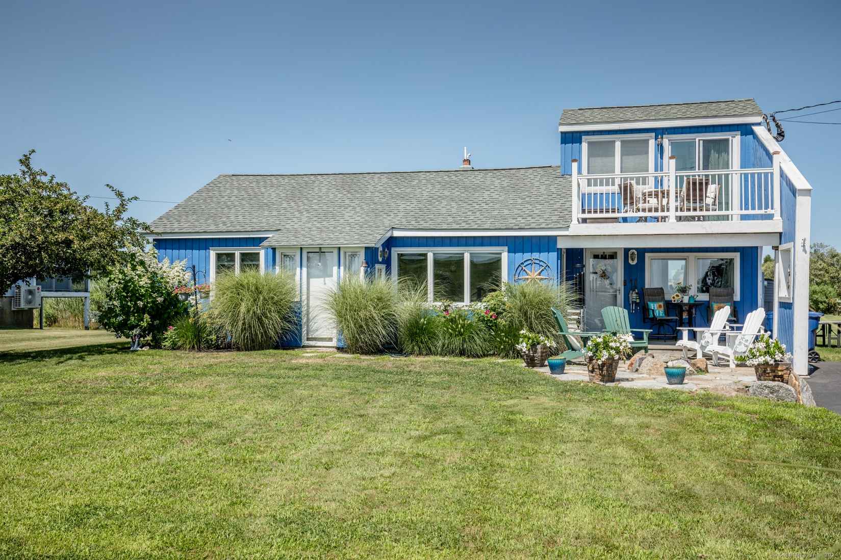 55 Seaside Ave  
