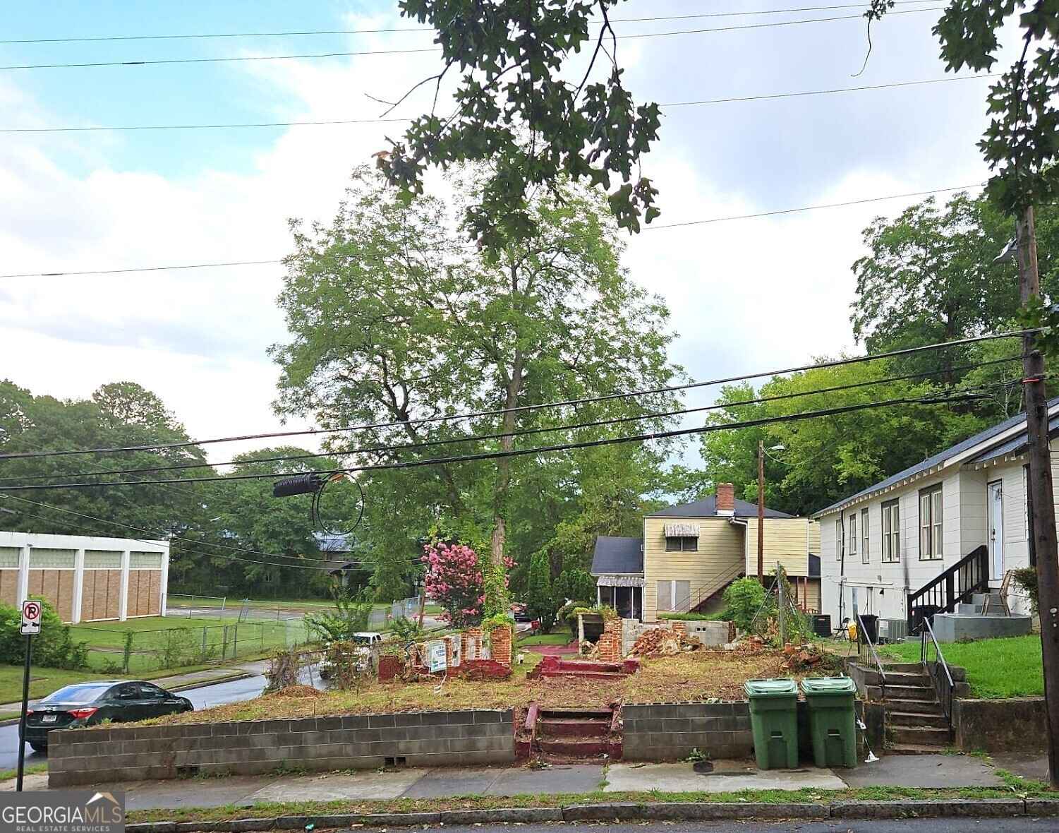 93 Ollie St NW  