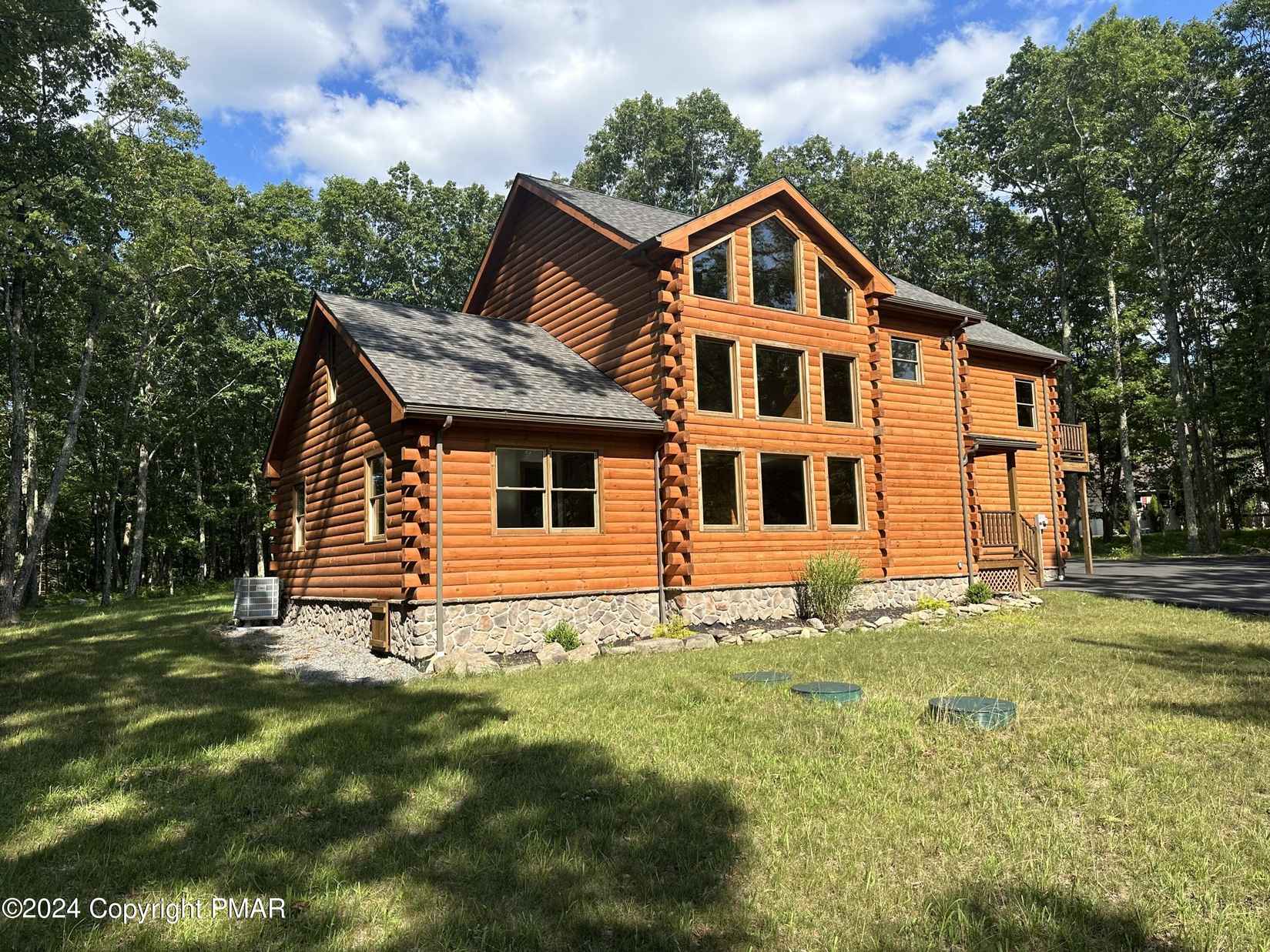 134 Marquise Dr  