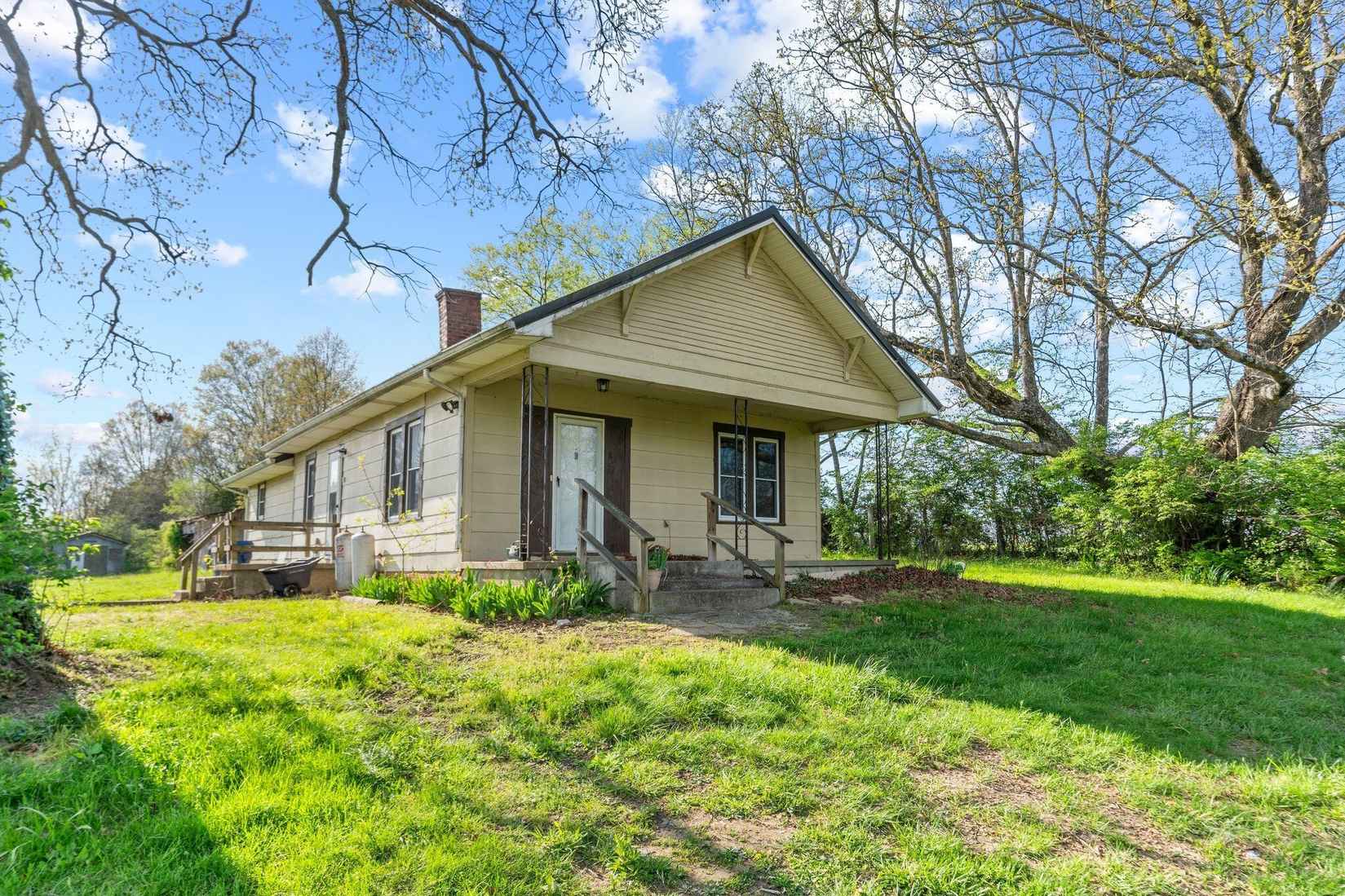 2320 Menelaus Rd  
