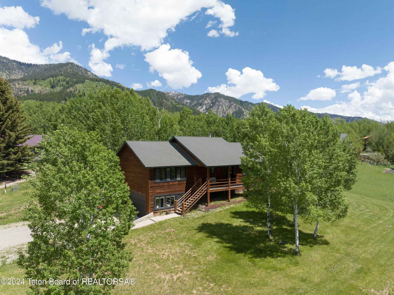 24 BOX ELDER Pl  