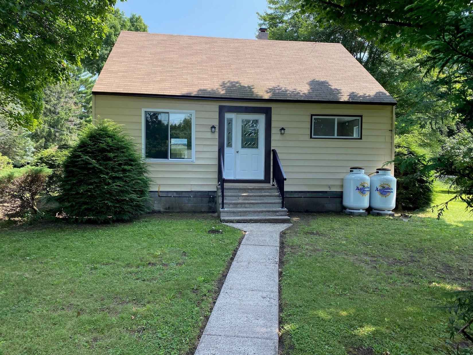 21 Sprague ST  