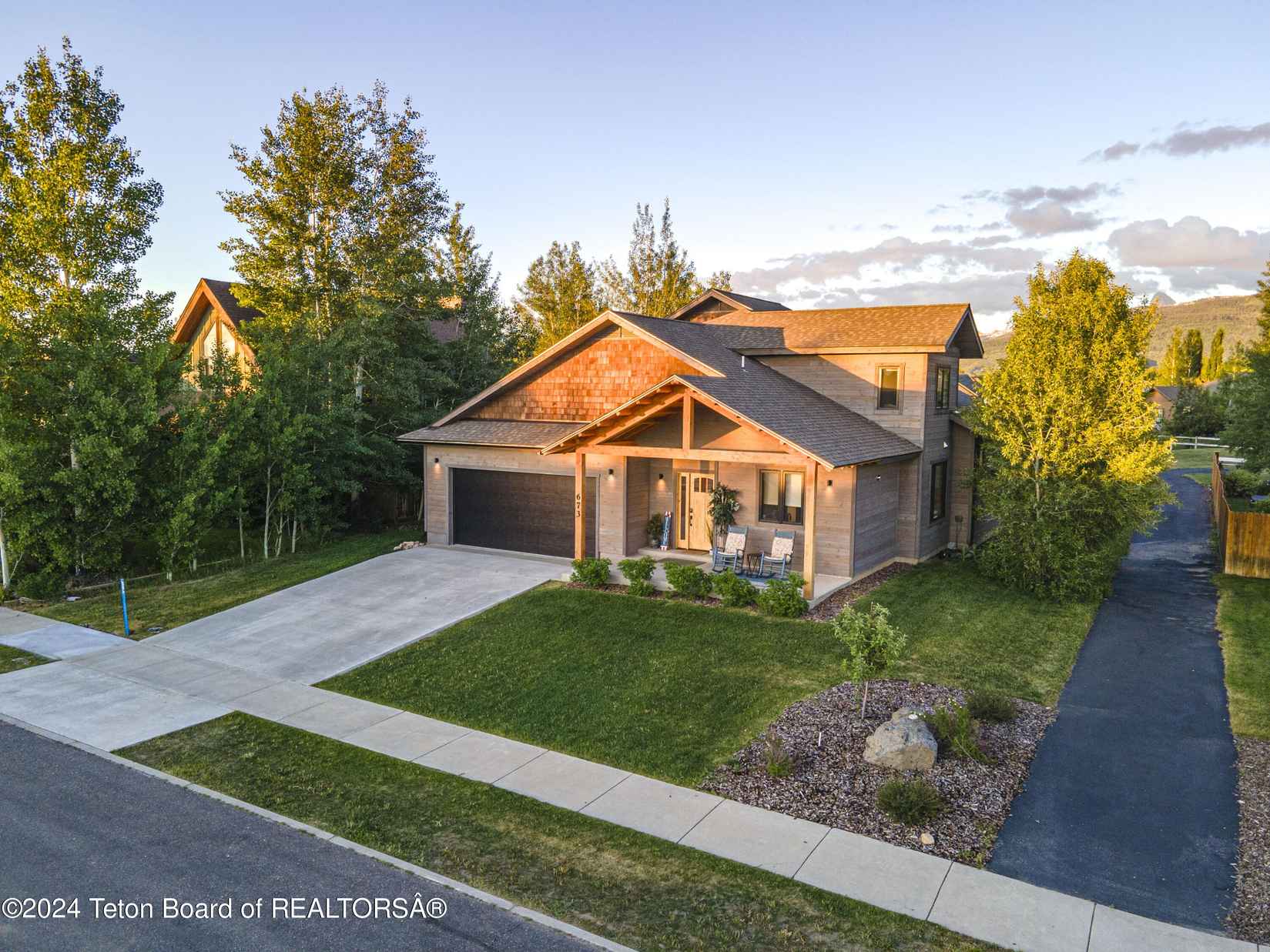 673 PALISADE Trl  
