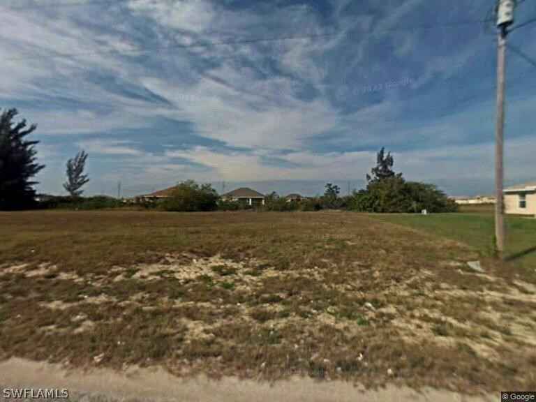 2236 NW 2nd Ave  