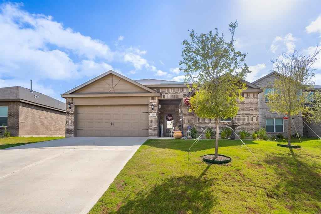 310 Donna Dr  