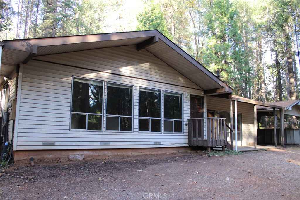 6275 Heritage Woods Ln  