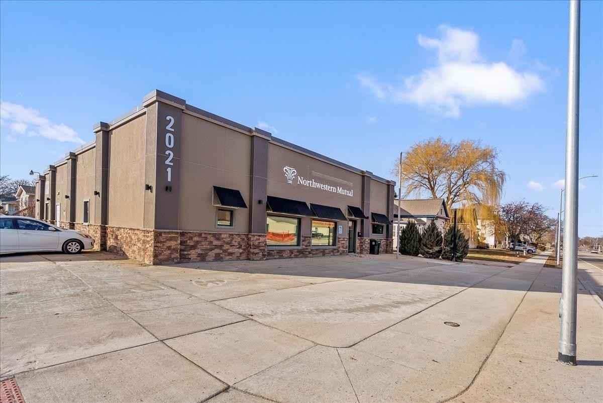 2021 Main St  