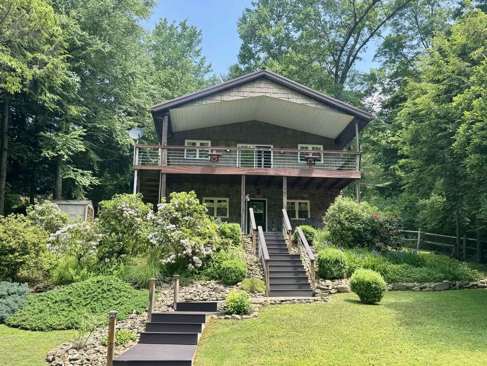 313 Ahrensville Rd  
