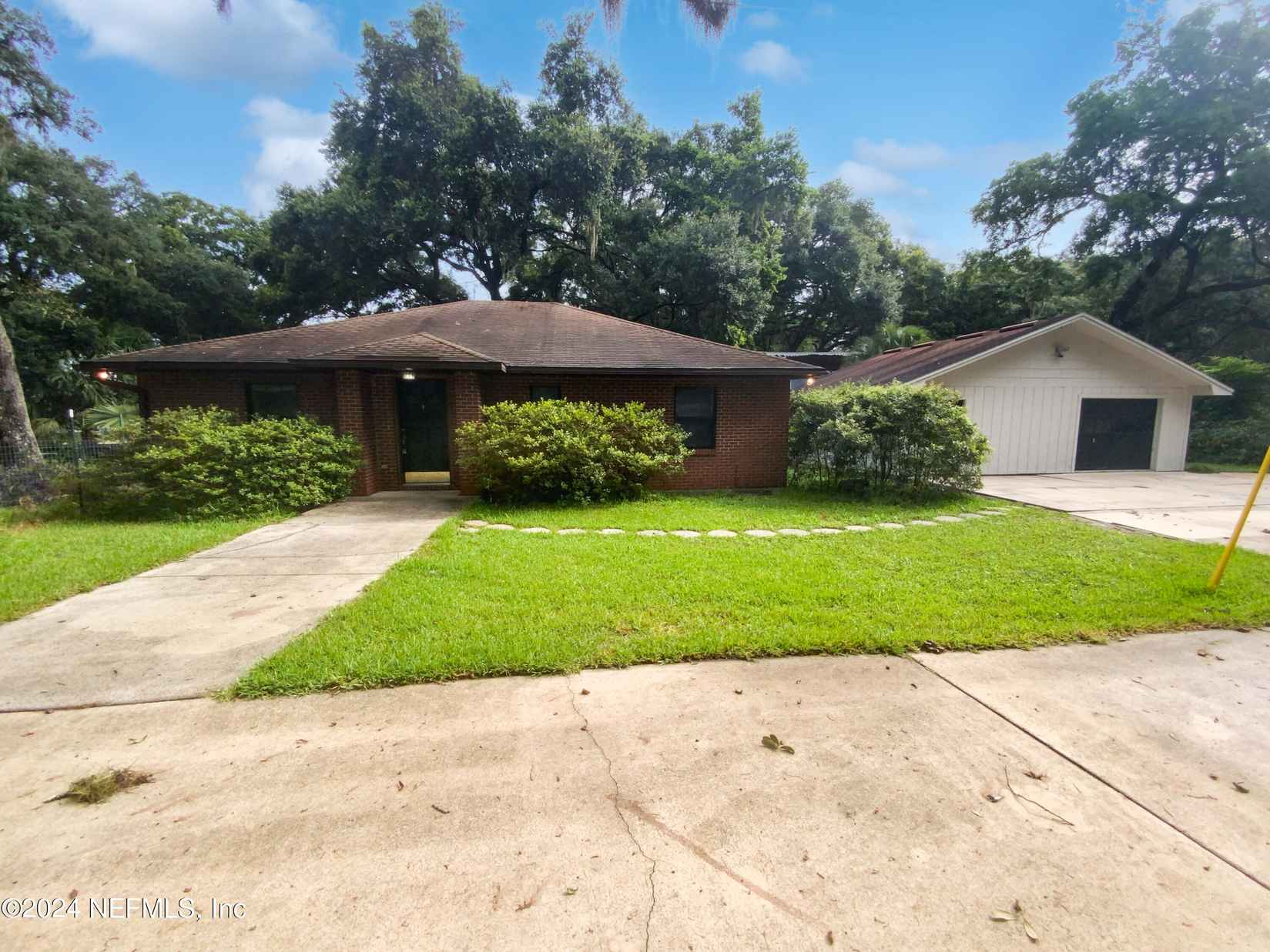 7018 Brightwater Dr  