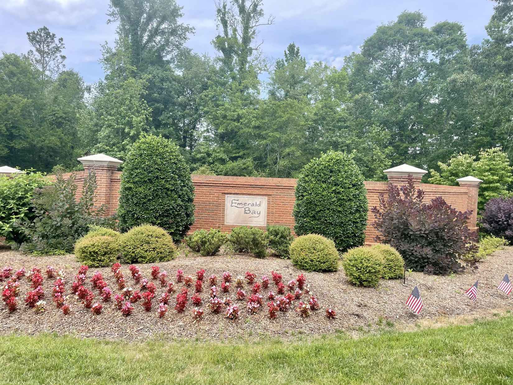 1418 Emerald Pointe Dr  