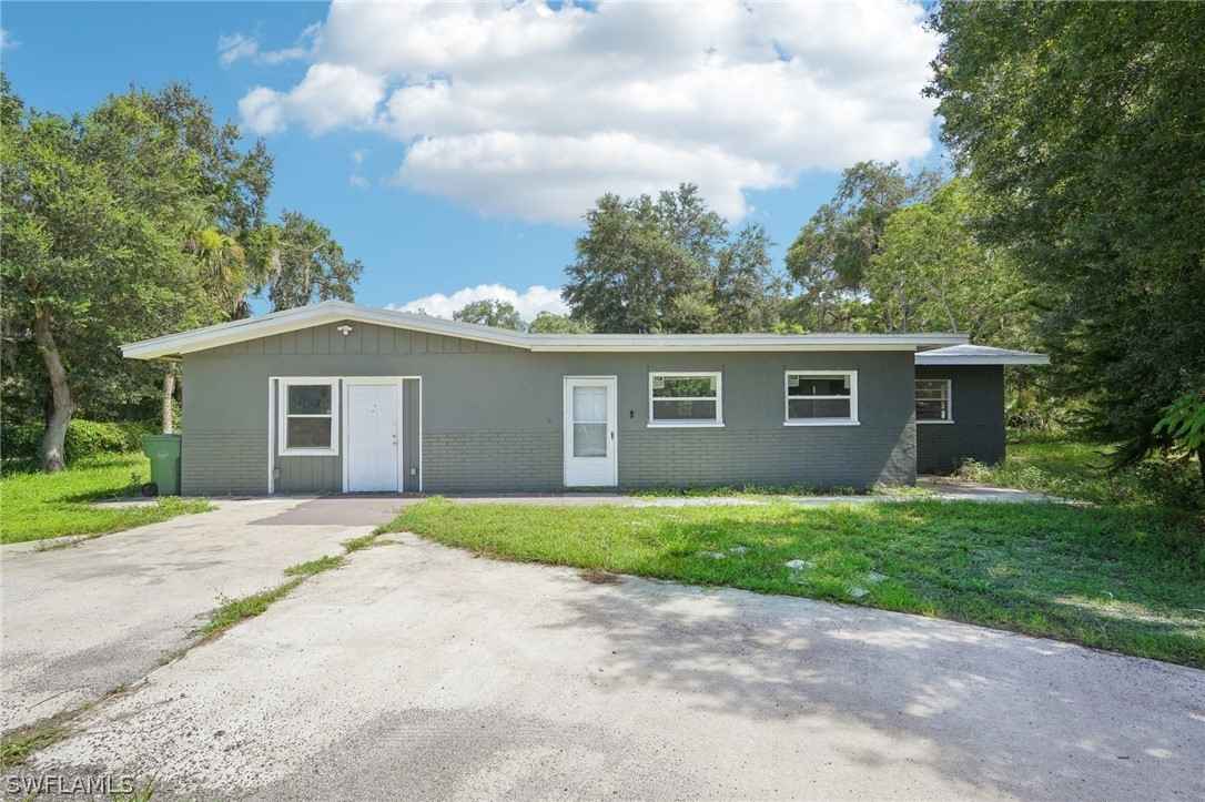 638 Bryan Ave  