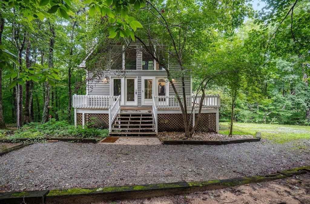 63 Woods Dr  