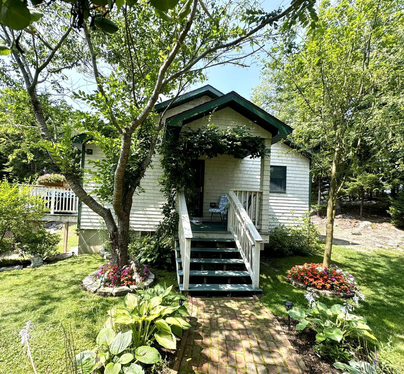 121 Northern Nck Rd  