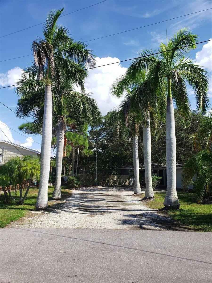 705 EL DORADO Dr  