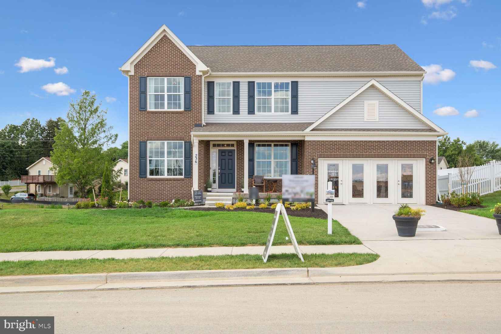 236 Lehigh Drive COLUMBIA MODEL HOME  
