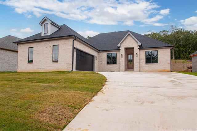 9257 Wooddale Dr  