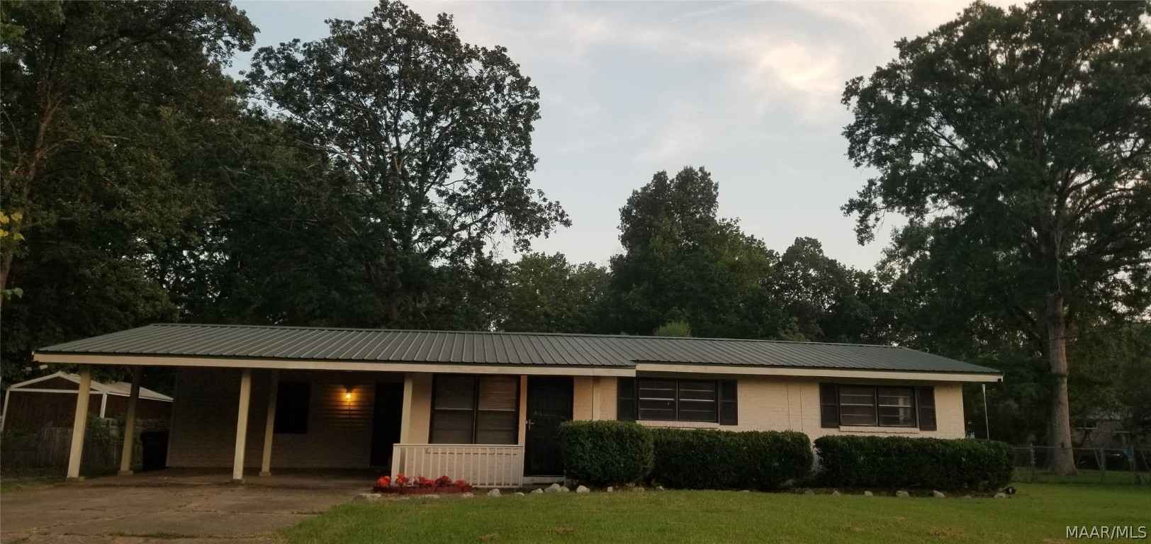 1503 Powe Rd  