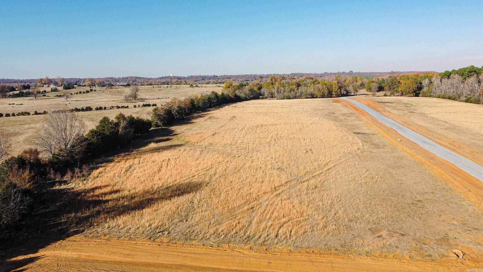 Lot 6 Pinetree Pl  