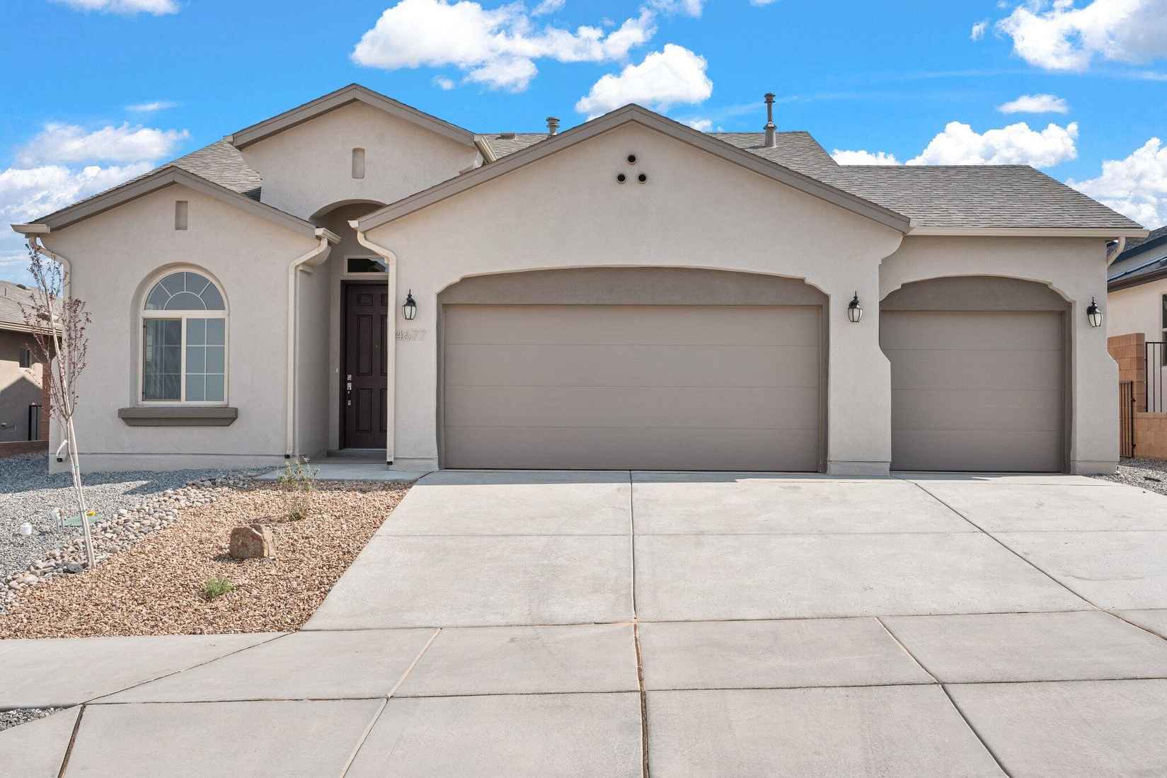 4677 Manzano Peak St Sw  