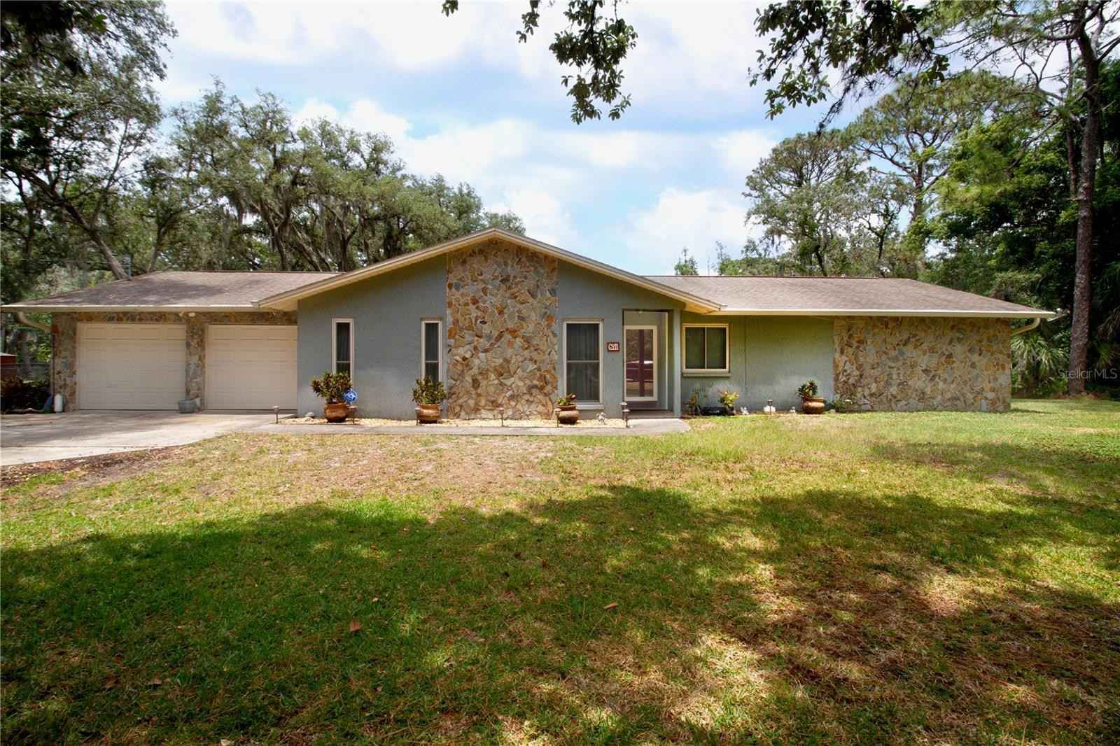 6411 Sunhigh Dr  