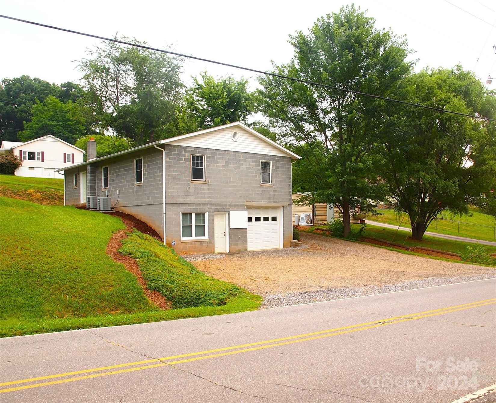 6899 Old Clyde Rd  