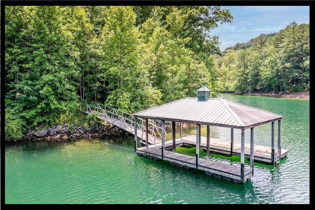 533 Shooting Tree Way  